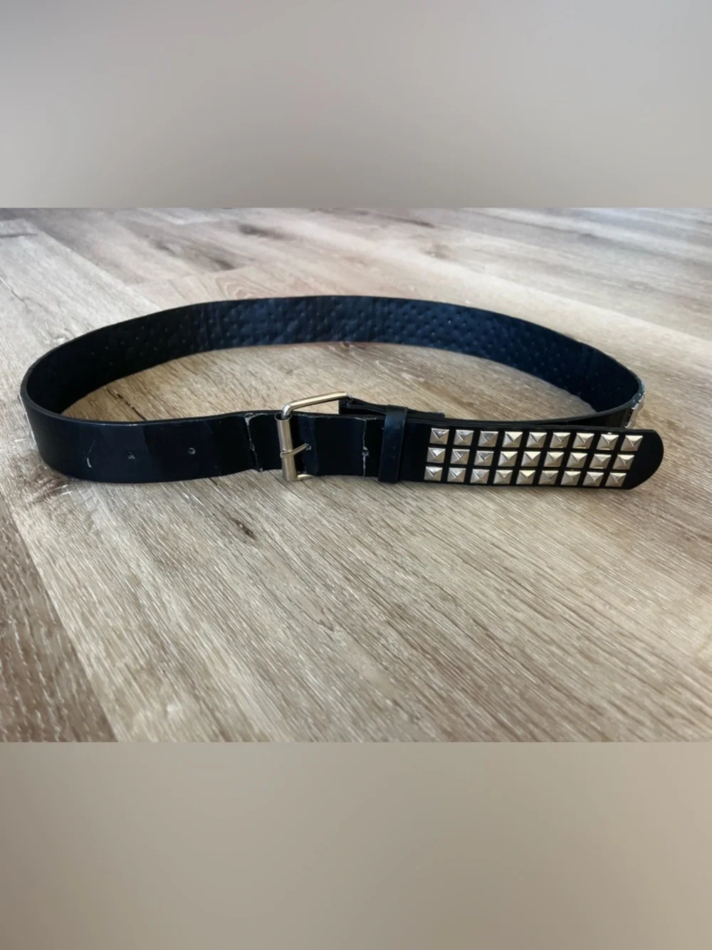 Black Studded Belt – Rivet Detail
